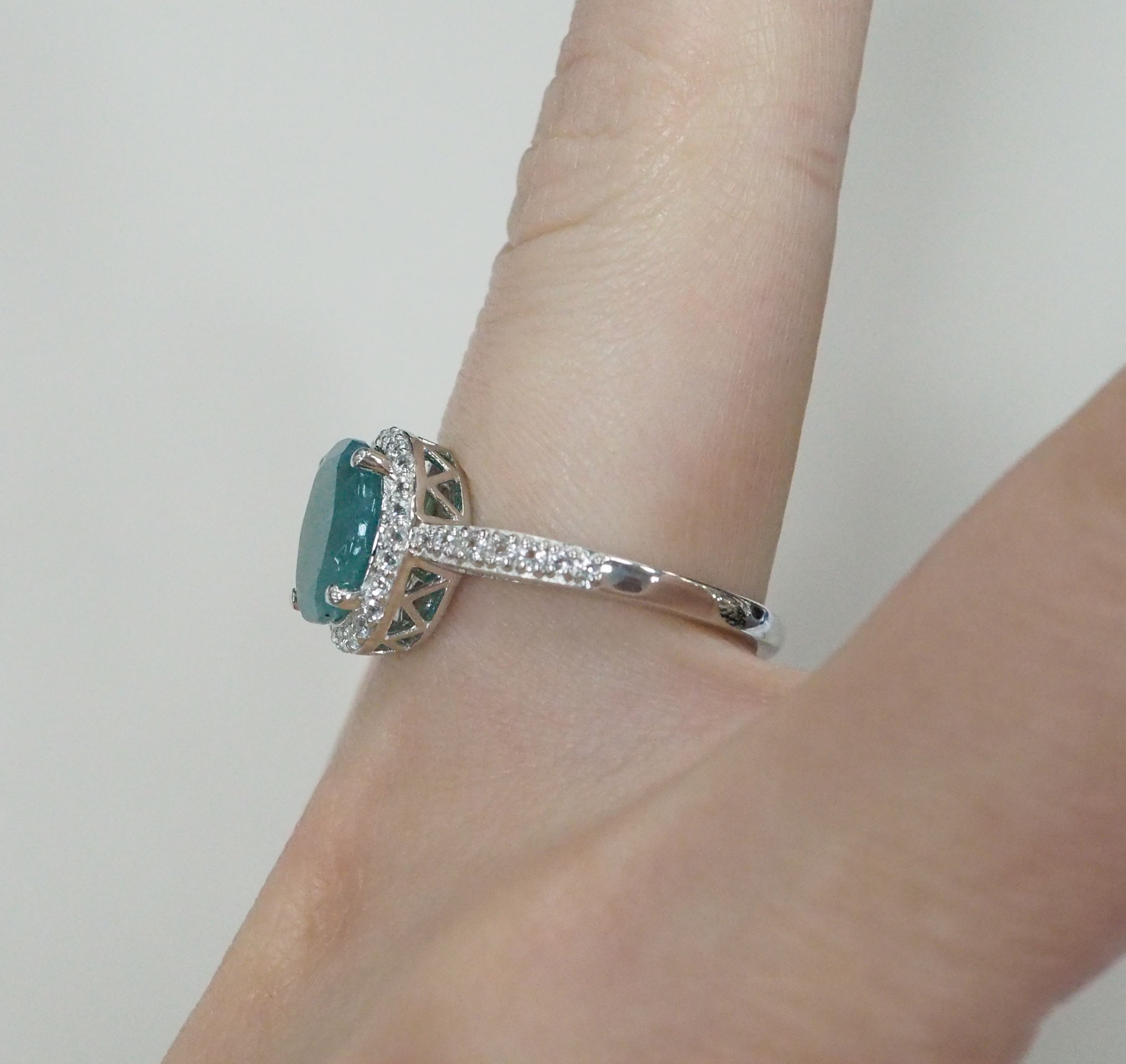 Серебряное кольцо с грандидьеритом